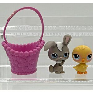 Littlest Pet Shop Gray Bunny Rabbit & Baby Chick Pink Spring Basket 2004 Easter